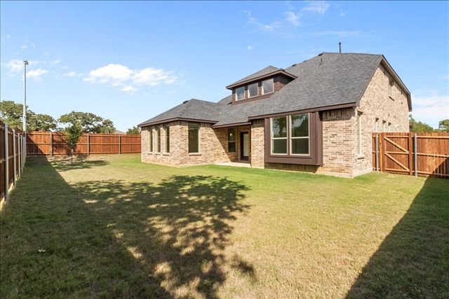 929 Ryed Lane, Fort Worth, TX 76120