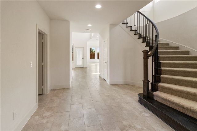 929 Ryed Lane, Fort Worth, TX 76120