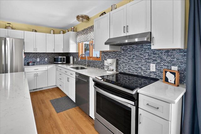 1523 East Street, Black Earth, WI 53515