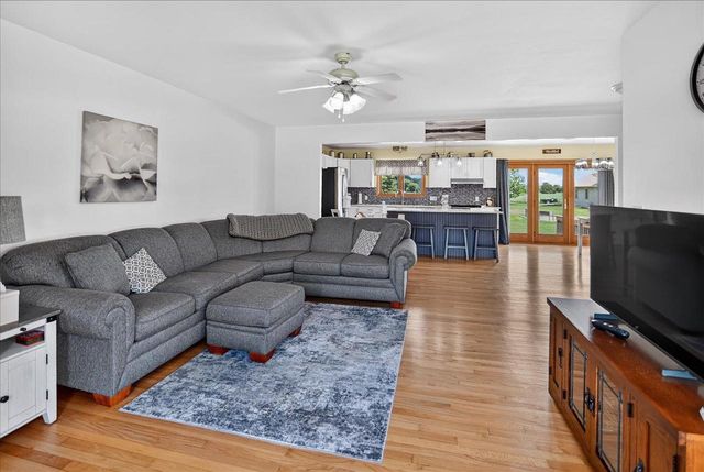 1523 East Street, Black Earth, WI 53515