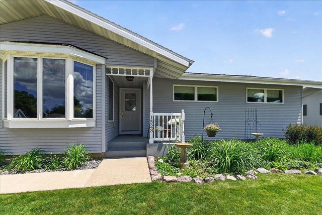 1523 East Street, Black Earth, WI 53515