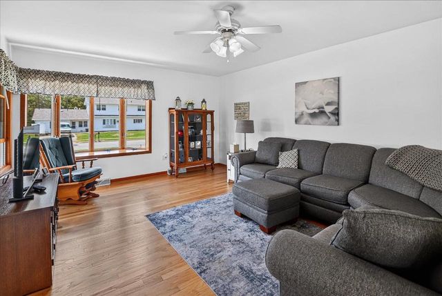 1523 East Street, Black Earth, WI 53515