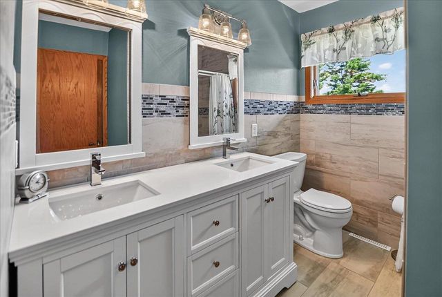 1523 East Street, Black Earth, WI 53515