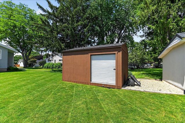 1523 East Street, Black Earth, WI 53515
