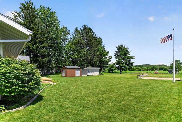 1523 East Street, Black Earth, WI 53515