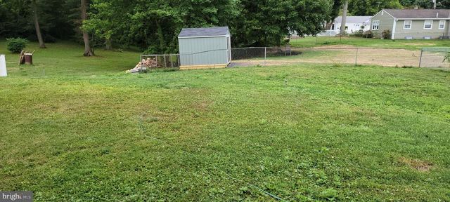 562B HULMEVILLE AVE, Penndel, PA 19047