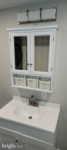 562B HULMEVILLE AVE, Penndel, PA 19047