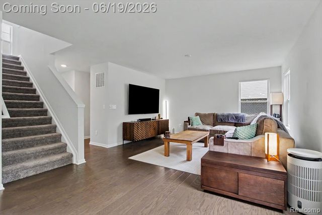 14502 Laurelwood Drive, Belleville, MI 48111