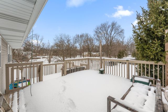 624 N 50 W, Valparaiso, IN 46385