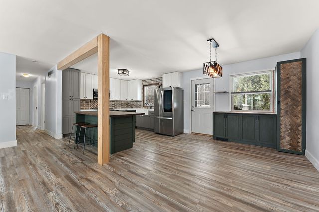 624 N 50 W, Valparaiso, IN 46385