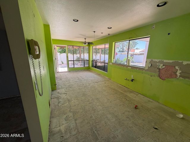 1927 E VAUGHN Street, Tempe, AZ 85283