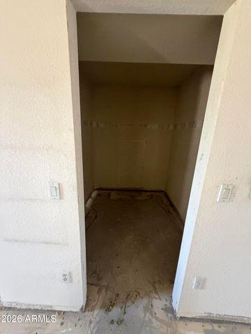 1927 E VAUGHN Street, Tempe, AZ 85283