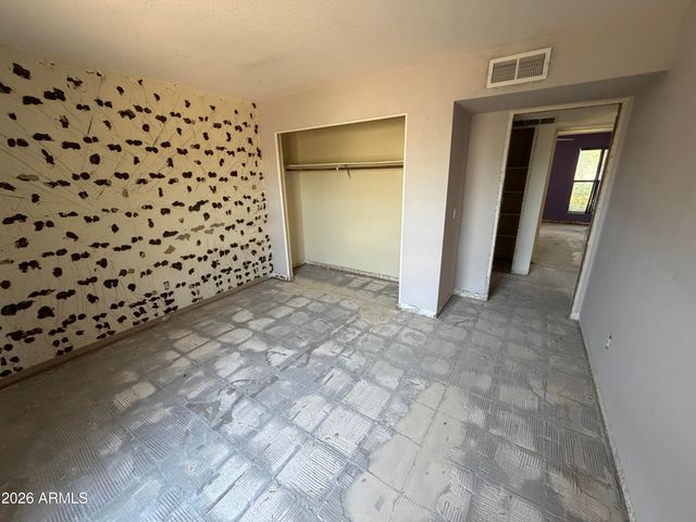 1927 E VAUGHN Street, Tempe, AZ 85283