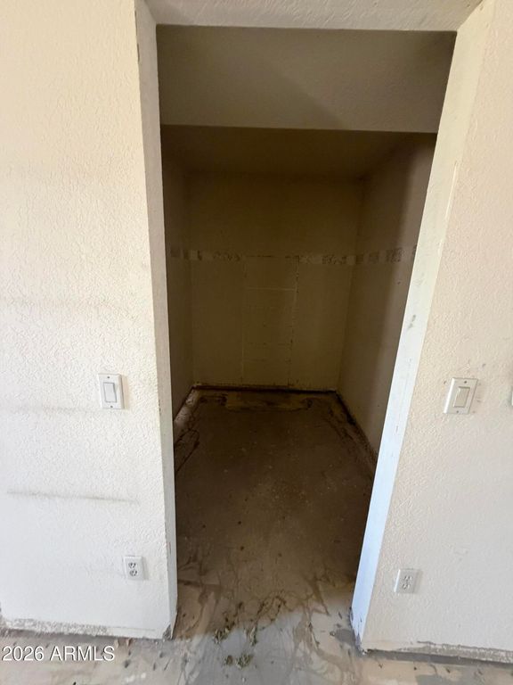 Image 17 of property listing at 1927 E VAUGHN Street, Tempe, AZ 85283