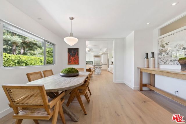 1726 Stone Canyon Road, Los Angeles, CA 90077