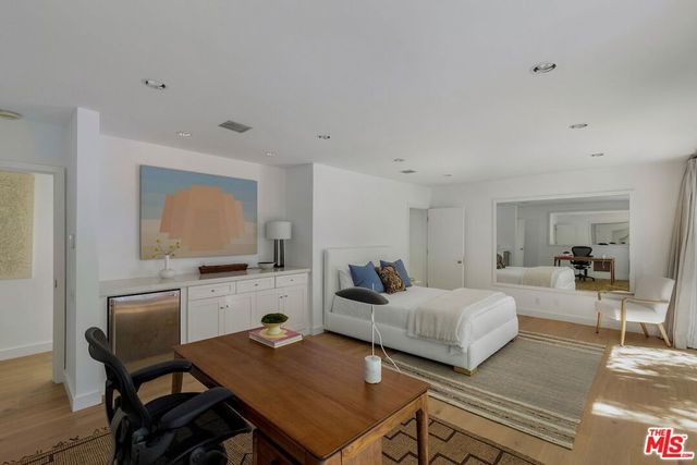 1726 Stone Canyon Road, Los Angeles, CA 90077