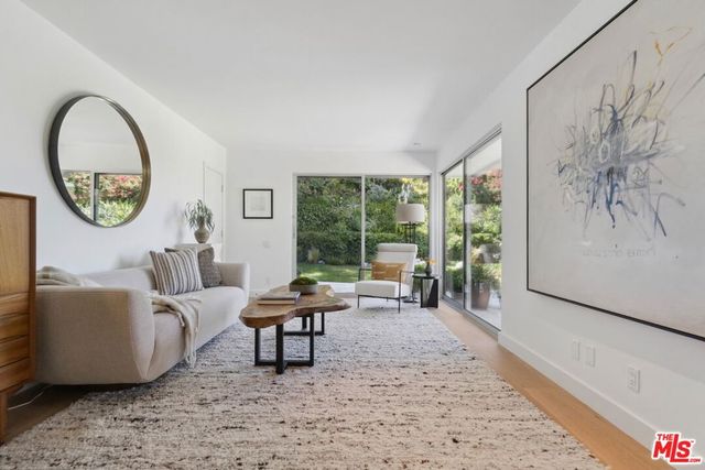 1726 Stone Canyon Road, Los Angeles, CA 90077