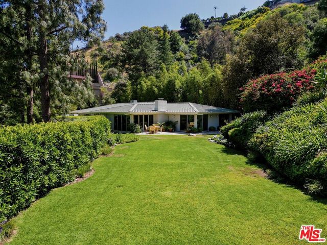 1726 Stone Canyon Road, Los Angeles, CA 90077