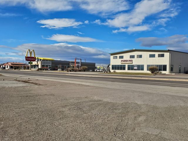 1712 3rd Street NW, Great Falls, MT 59404 property photo