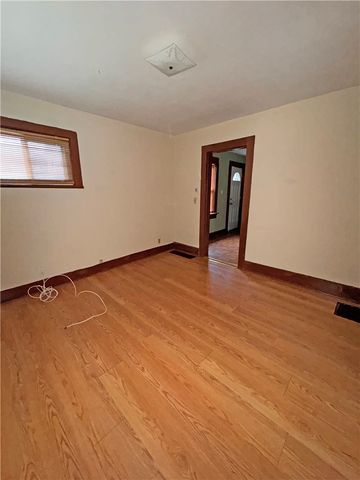 22 Vose Street, Rochester, NY 14605