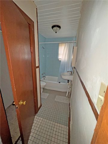22 Vose Street, Rochester, NY 14605