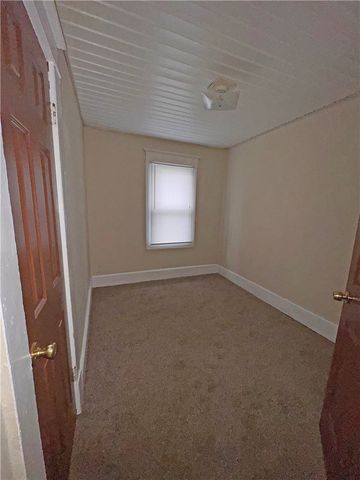 22 Vose Street, Rochester, NY 14605