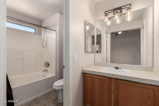 30212 N SUNRAY Drive, San Tan Valley, AZ 85143