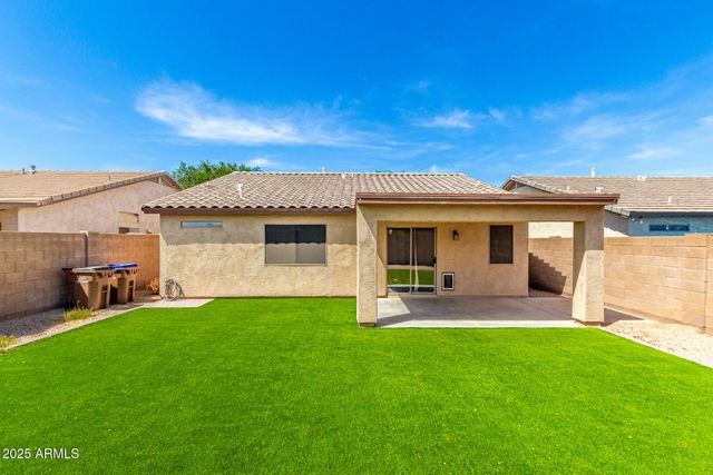 30212 N SUNRAY Drive, San Tan Valley, AZ 85143