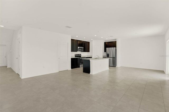517 BELL PRAIRIE CIRCLE, Lake Wales, FL 33859