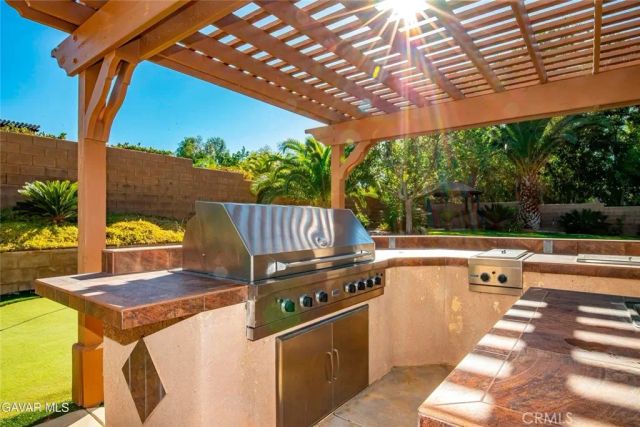 40929 Woodshire, Palmdale, CA 93551