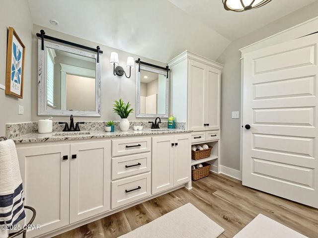 3391 Grey Oak Way, Marianna, FL 32446