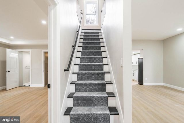 36 W CENTER ST, Clayton, NJ 08312