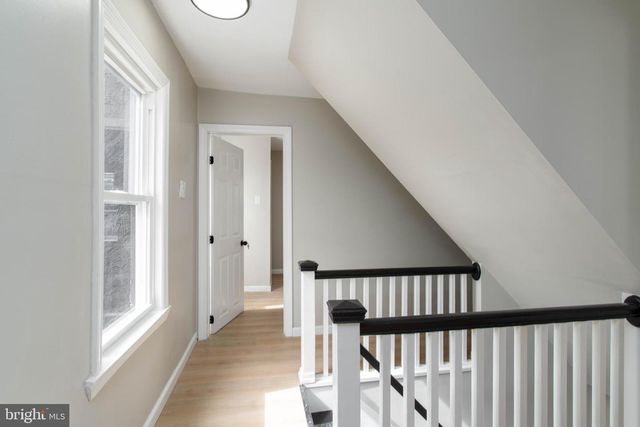 36 W CENTER ST, Clayton, NJ 08312