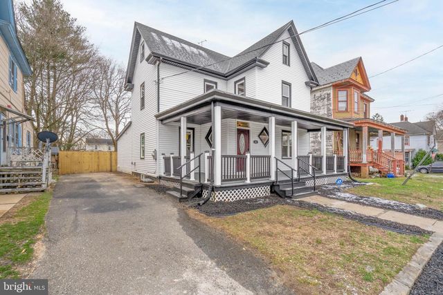 36 W CENTER ST, Clayton, NJ 08312