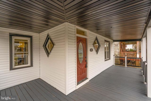 36 W CENTER ST, Clayton, NJ 08312