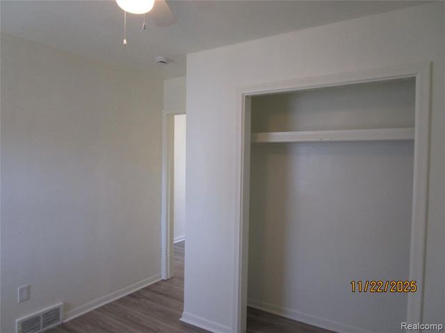 14901 W Chicago Street, Detroit, MI 48228