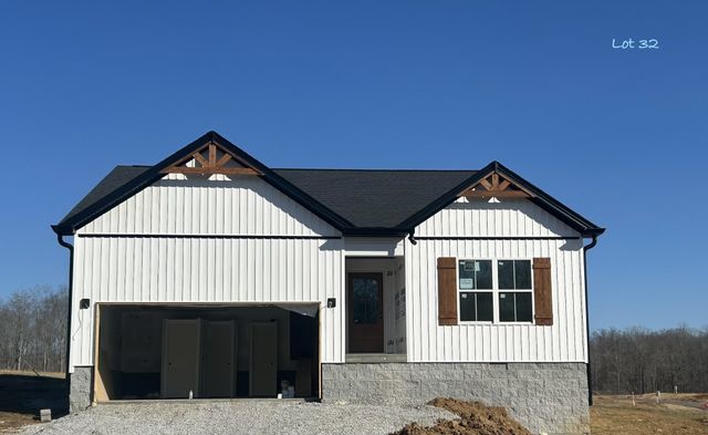 509 Mandalorian way, Dickson, TN 37055