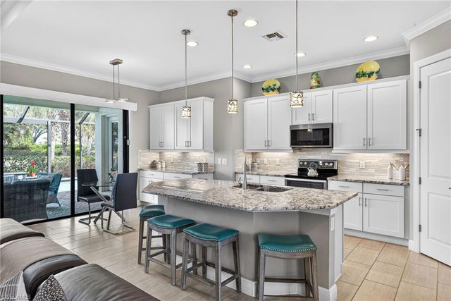 11910 White Stone DR, Fort Myers, FL 33913