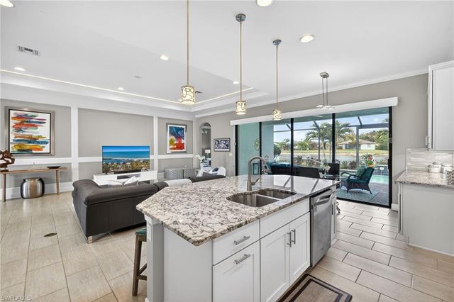 11910 White Stone DR, Fort Myers, FL 33913