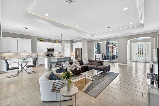 11910 White Stone DR, Fort Myers, FL 33913