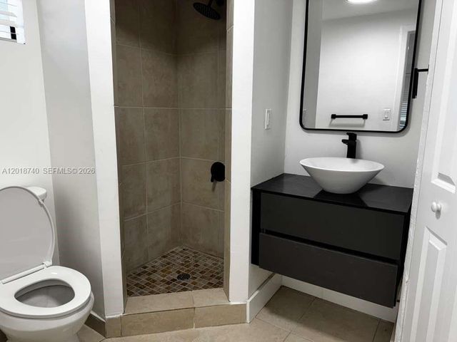 33 Allen Rd, West Park, FL 33023