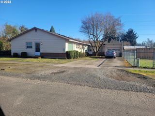 52334 Se 2ND St, Scappoose, OR 97056