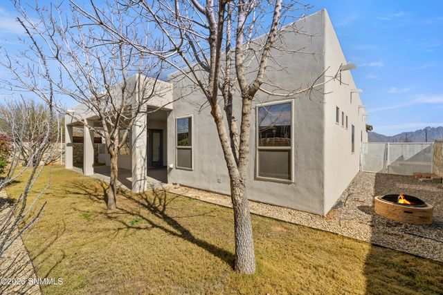 3717 Santa Rosa Avenue, Las Cruces, NM 88012