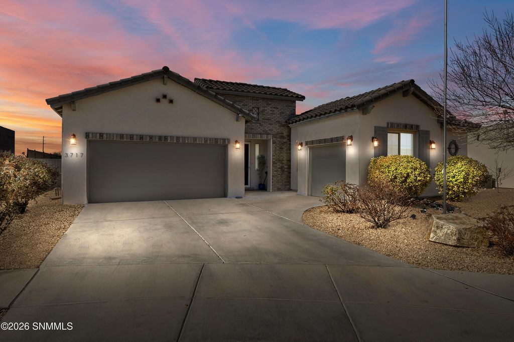 3717 Santa Rosa Avenue, Las Cruces, NM 88012