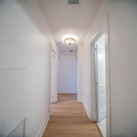 1500 NW 3rd Ave ., Fort Lauderdale, FL 33311