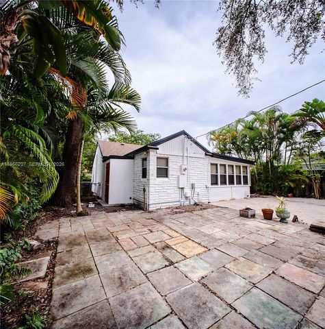 1500 NW 3rd Ave ., Fort Lauderdale, FL 33311