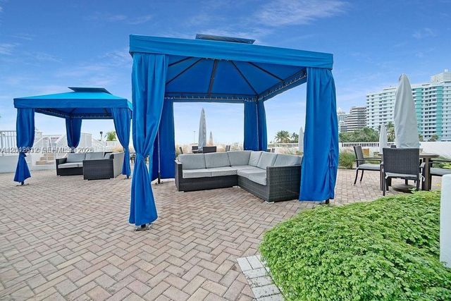 5401 Collins Avenue 909, Miami Beach, FL 33140