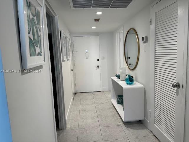 5401 Collins Avenue 909, Miami Beach, FL 33140