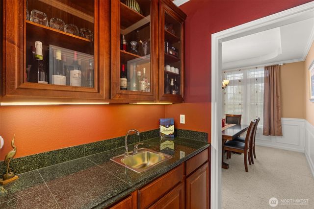 9245 SE Piperhill Drive, Olympia, WA 98513