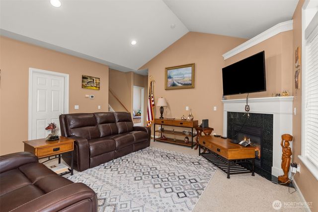 9245 SE Piperhill Drive, Olympia, WA 98513